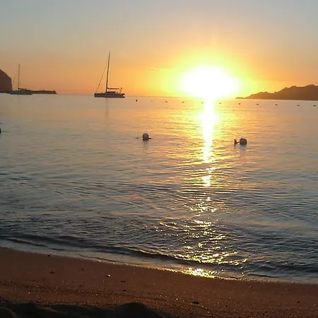 Mare Sardegna Porto San Paolo Порто-Сан-Паоло